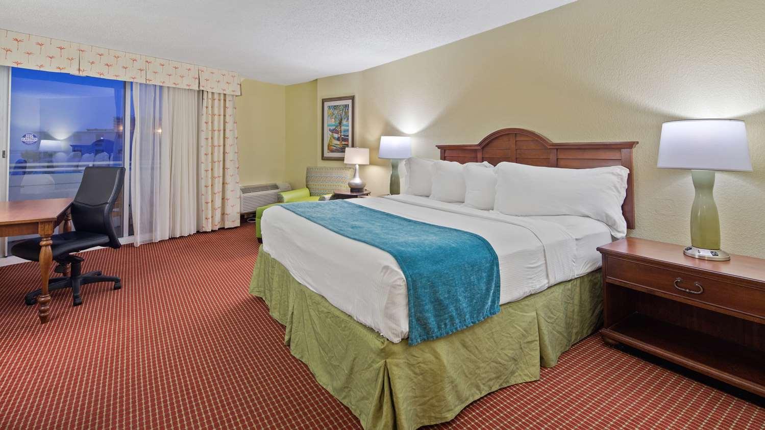 Best Western Aku Tiki Inn Daytona Beach Exterior photo