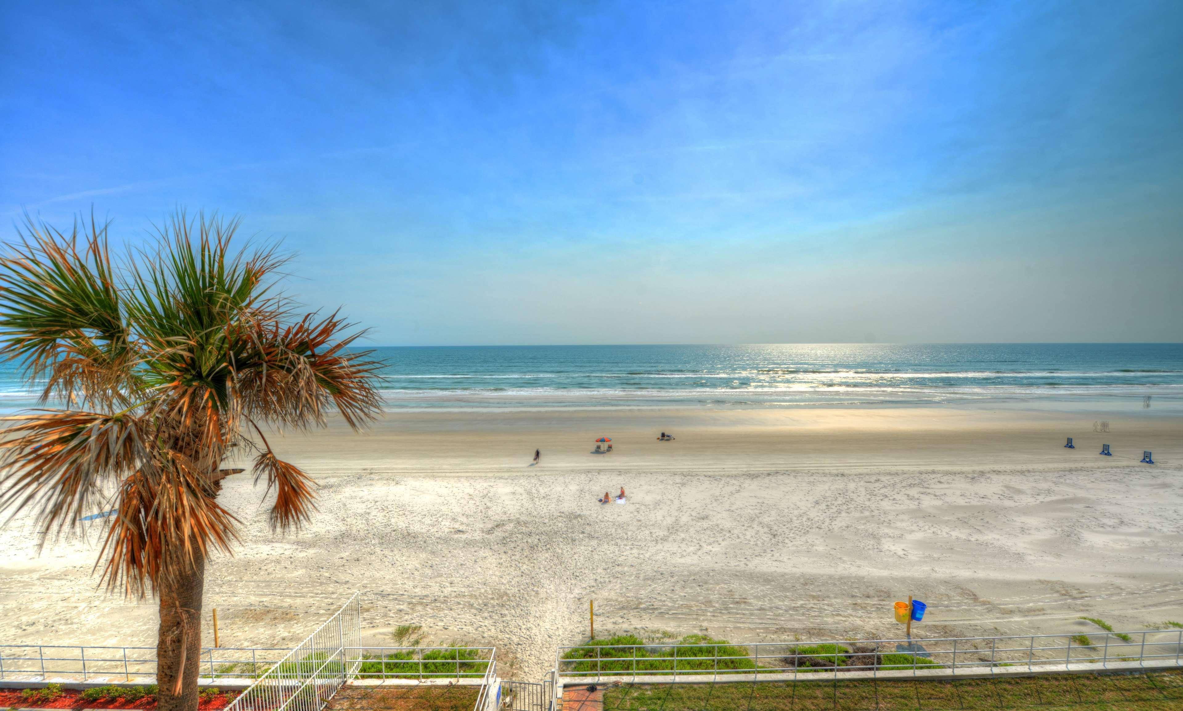Best Western Aku Tiki Inn Daytona Beach Exterior photo