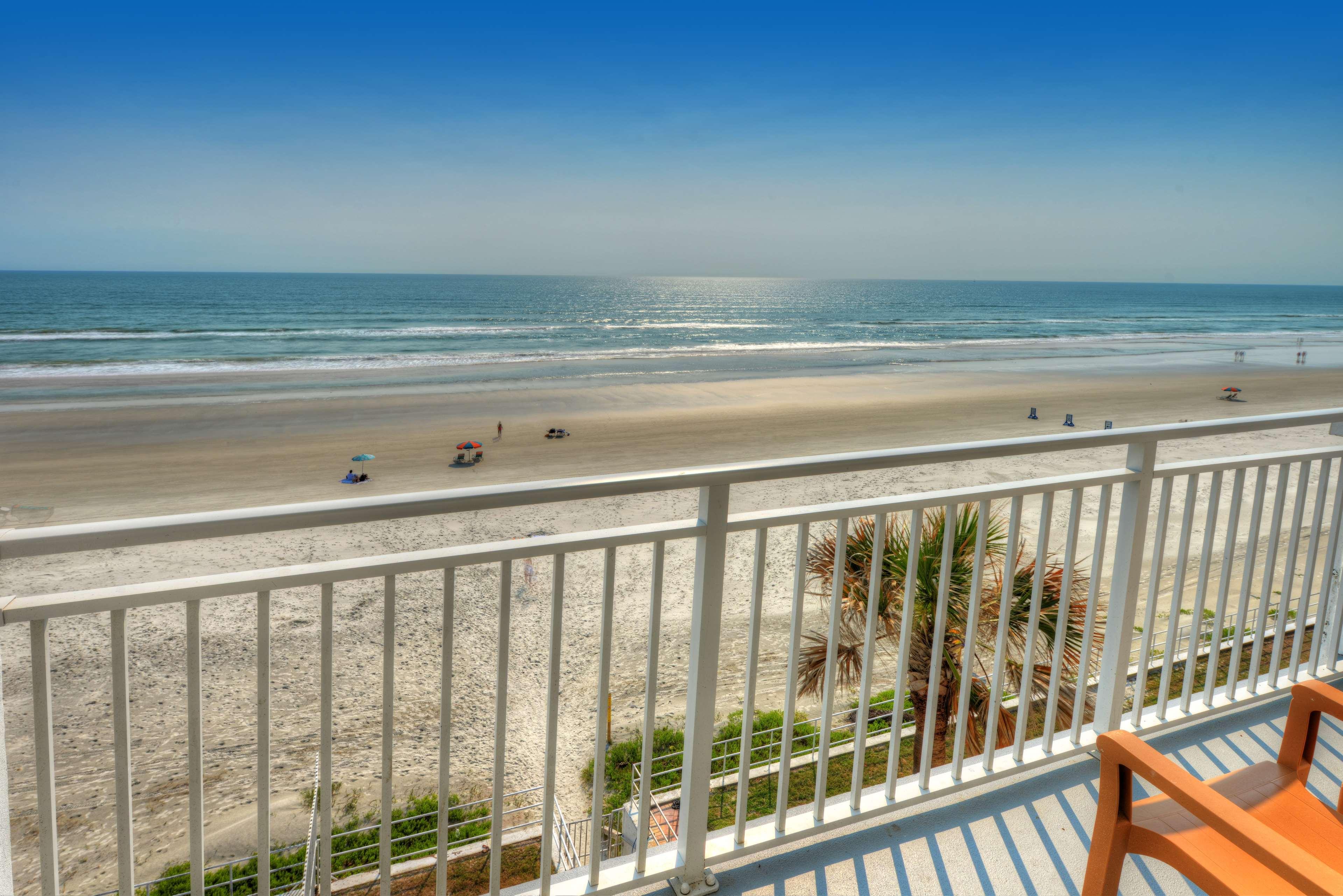 Best Western Aku Tiki Inn Daytona Beach Exterior photo