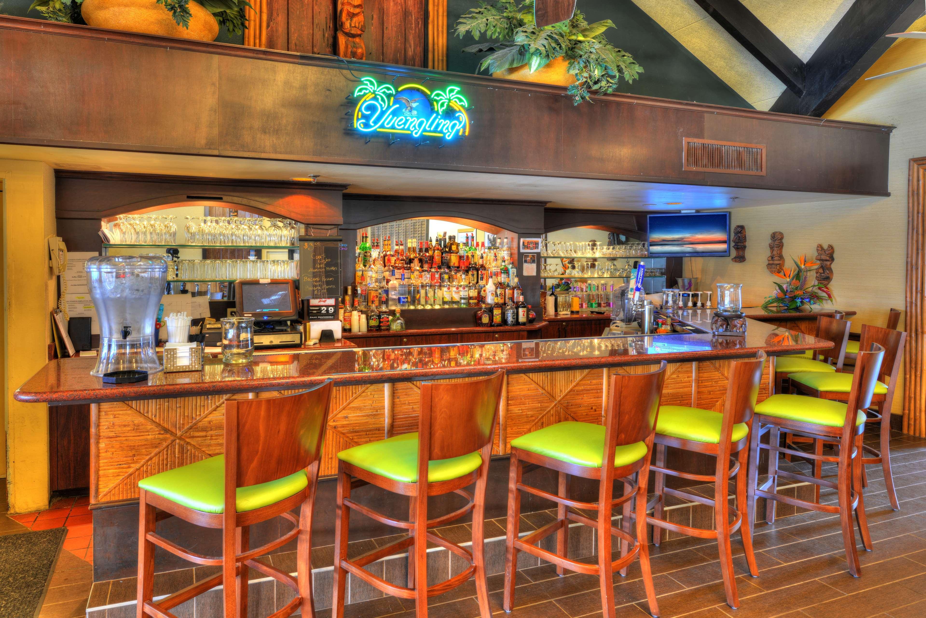 Best Western Aku Tiki Inn Daytona Beach Exterior photo